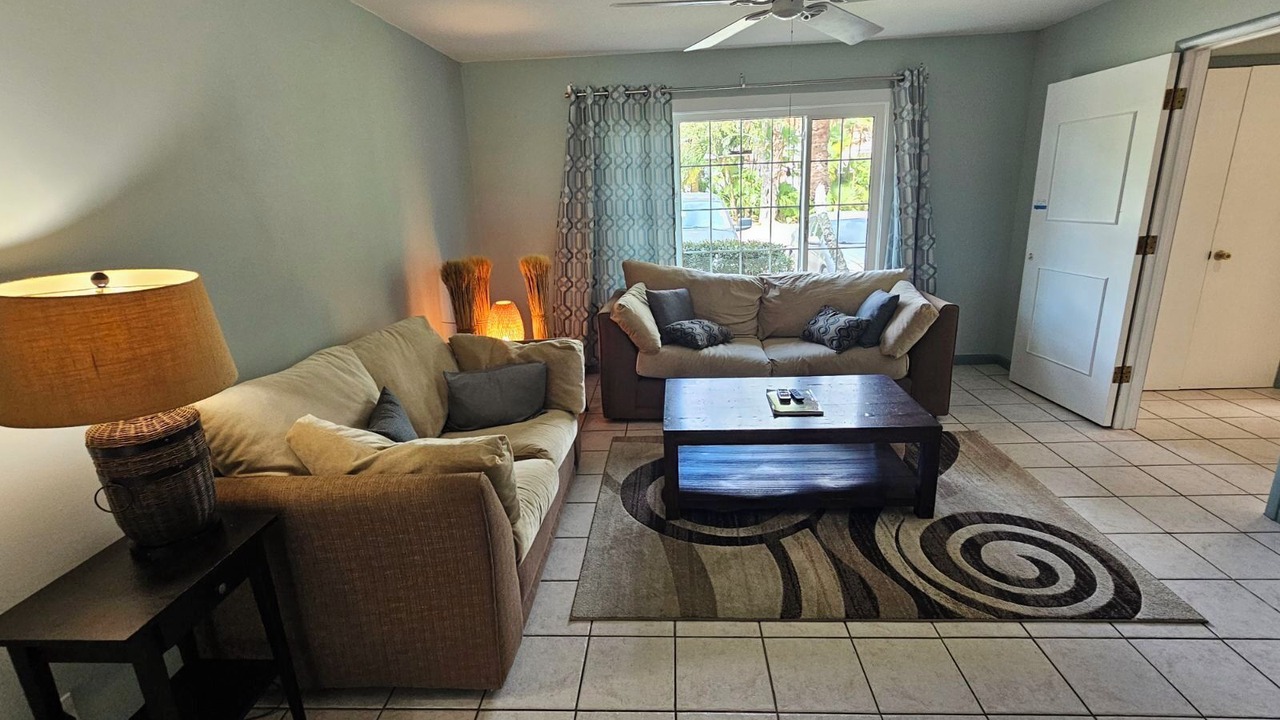 Photo of Livingroom in Palm City