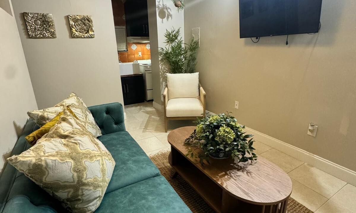 Photo of Livingroom in Cutler Bay