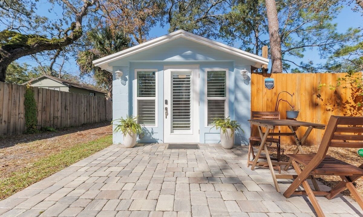 Photo of Outdoor in Avondale