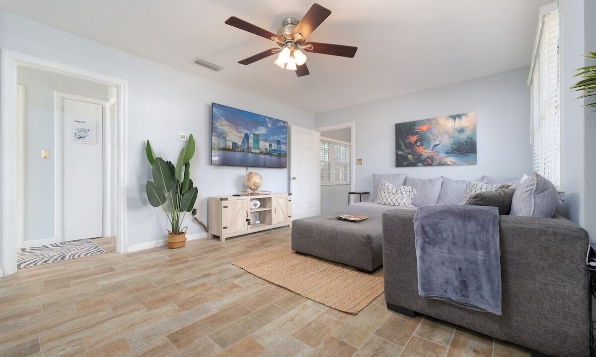 Photo of Livingroom in Avondale