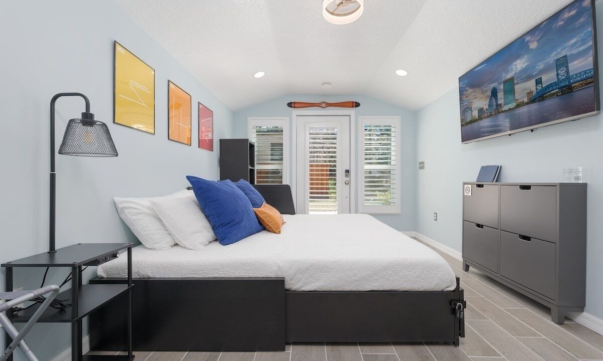 Photo of Bedroom in Avondale