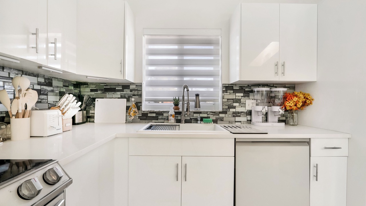 Photo of Kitchen in Survey Creek