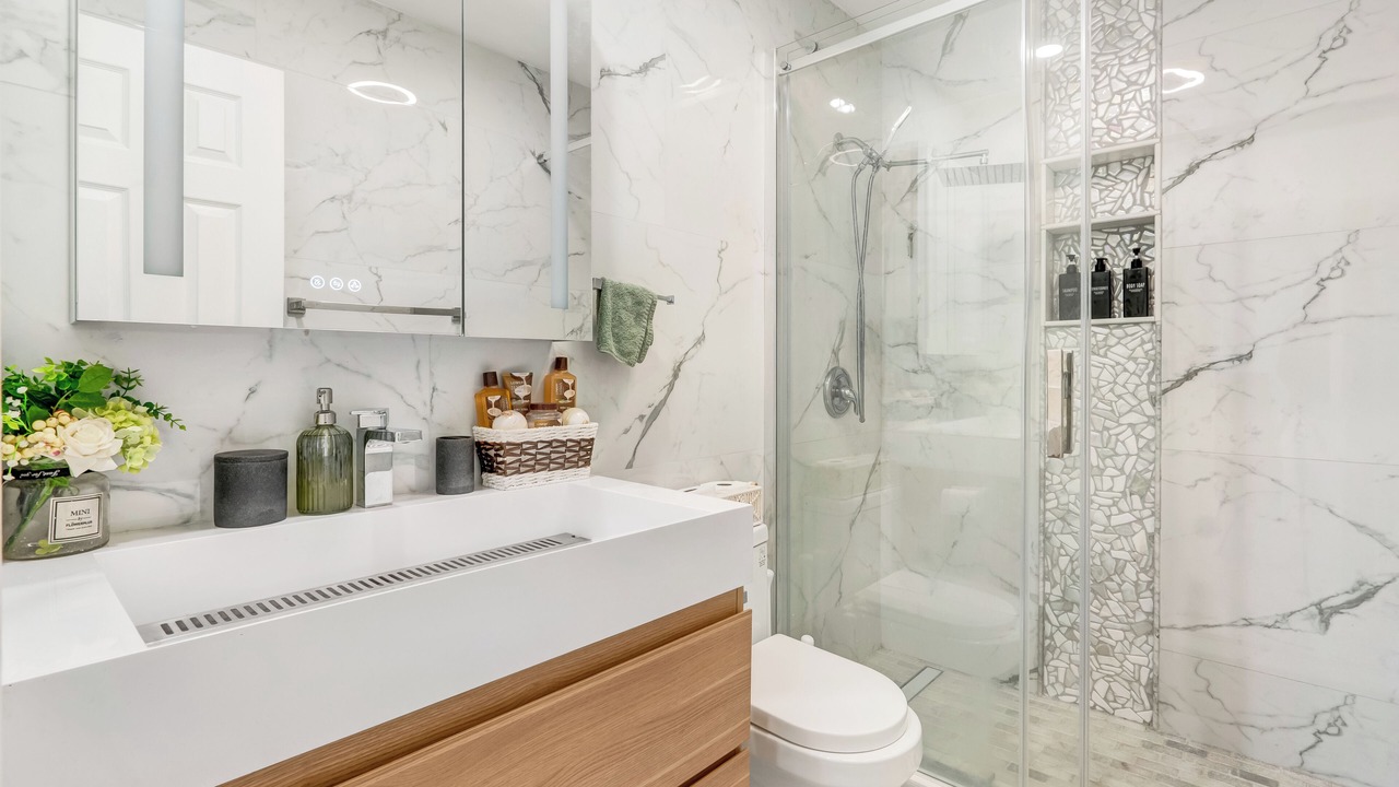 Photo of Bathroom in Survey Creek