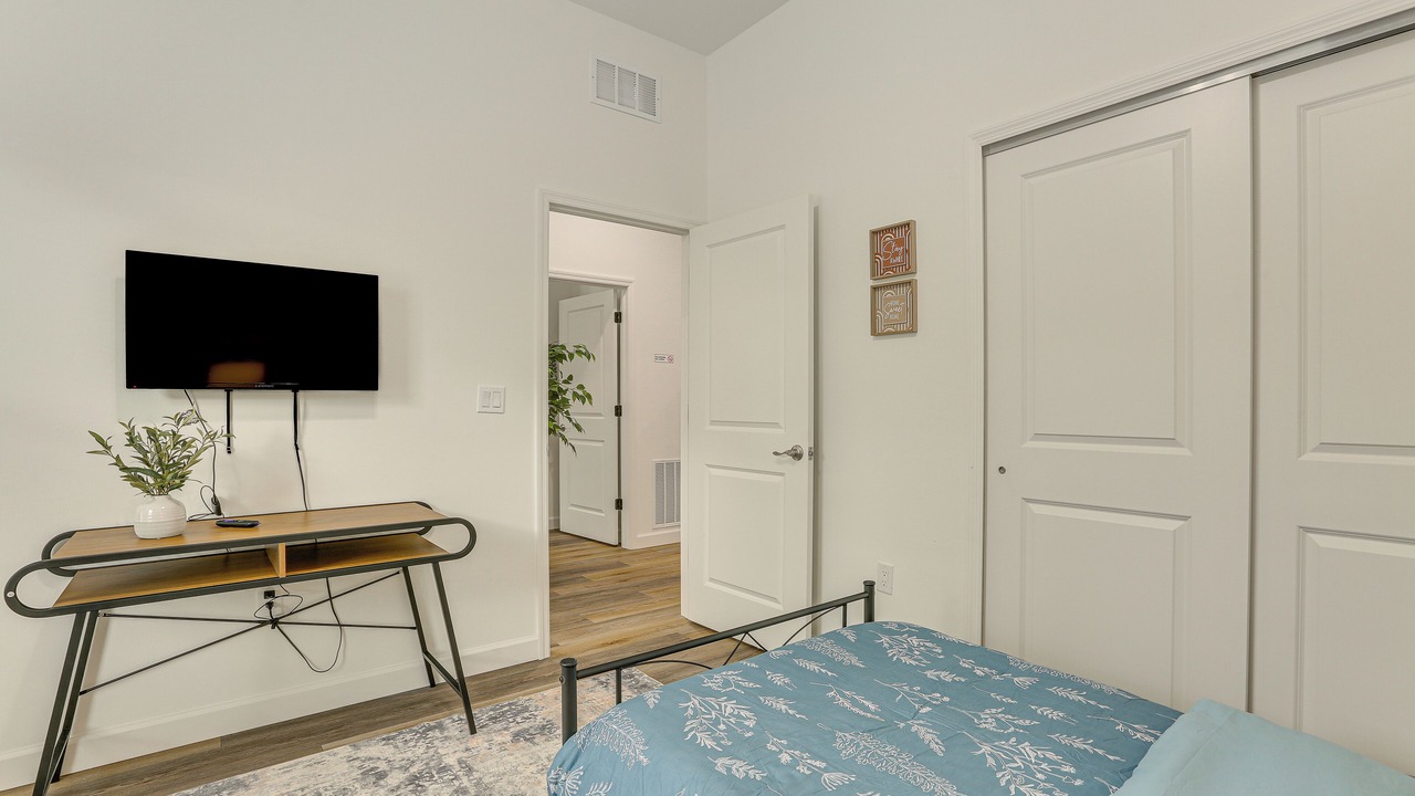 Photo of Bedroom in LaBelle