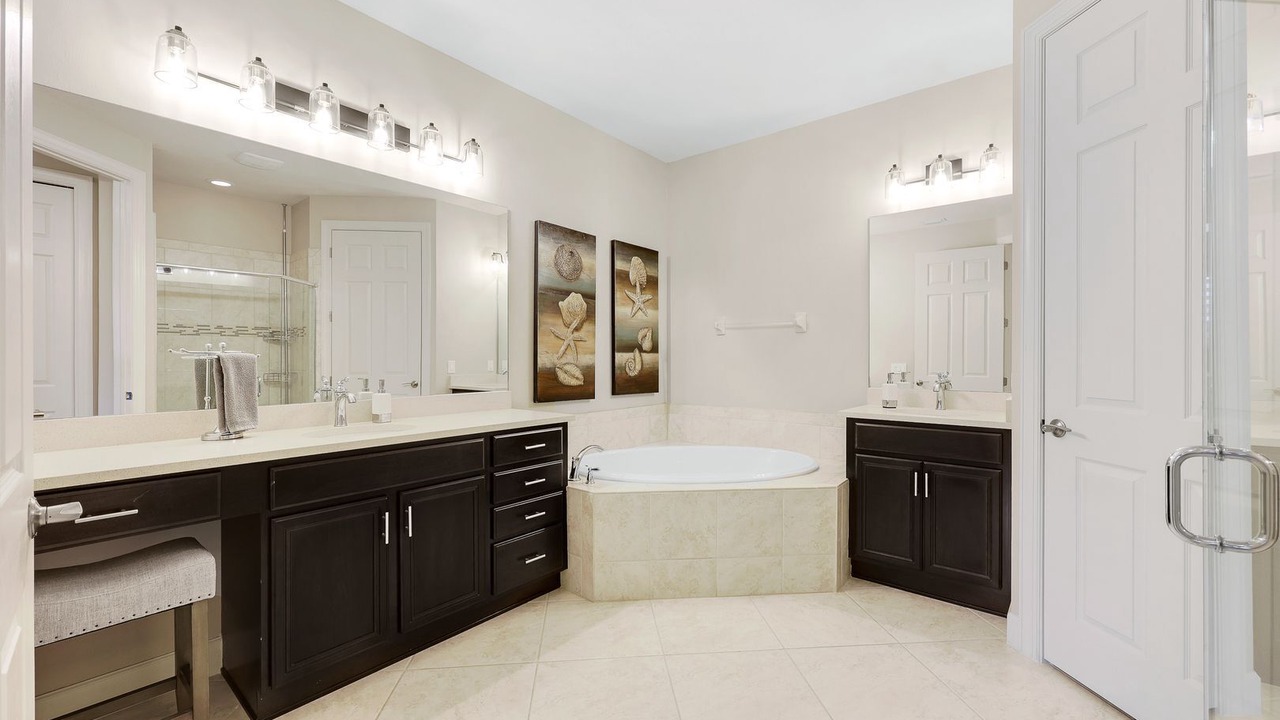 Photo of Bathroom in Naples