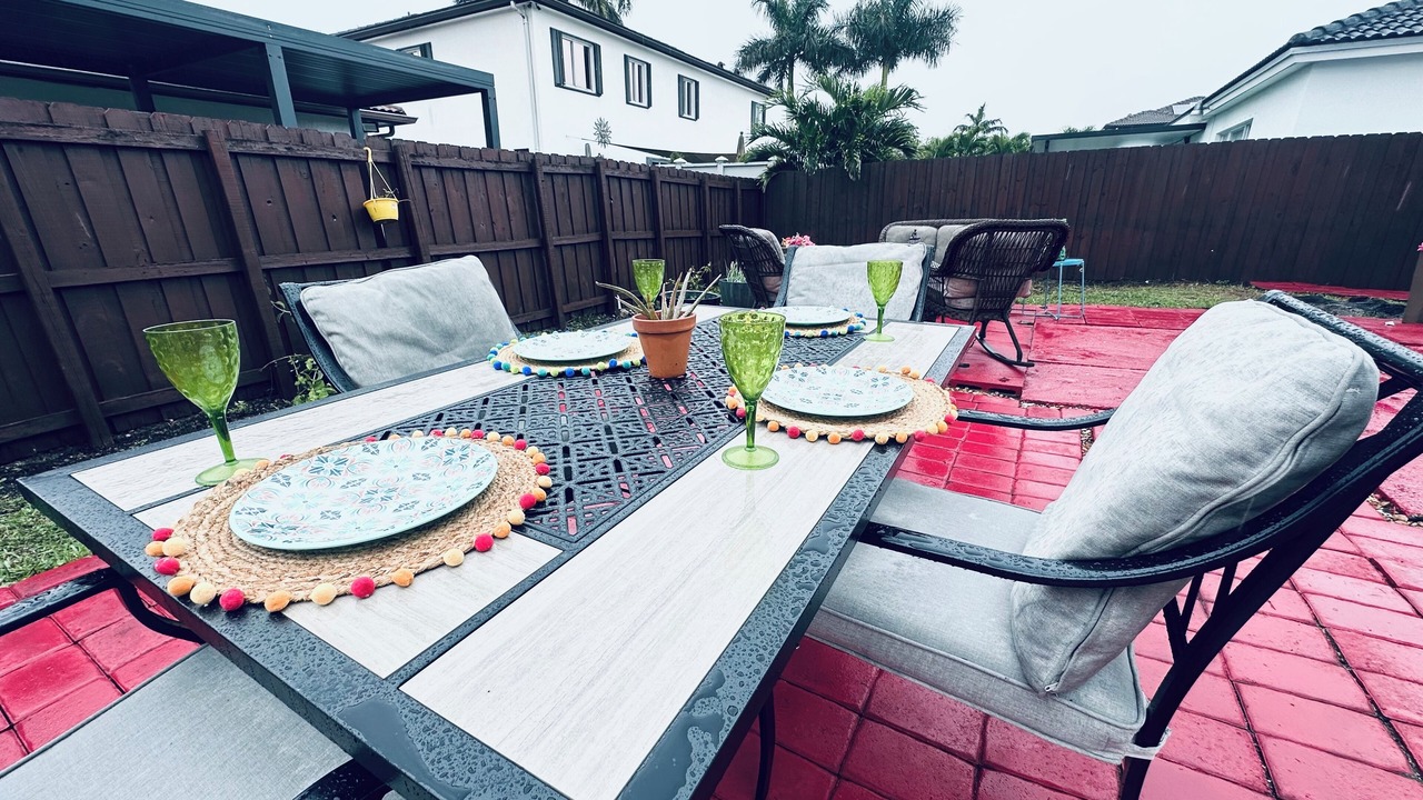 Photo of Outdoor in Tamiami