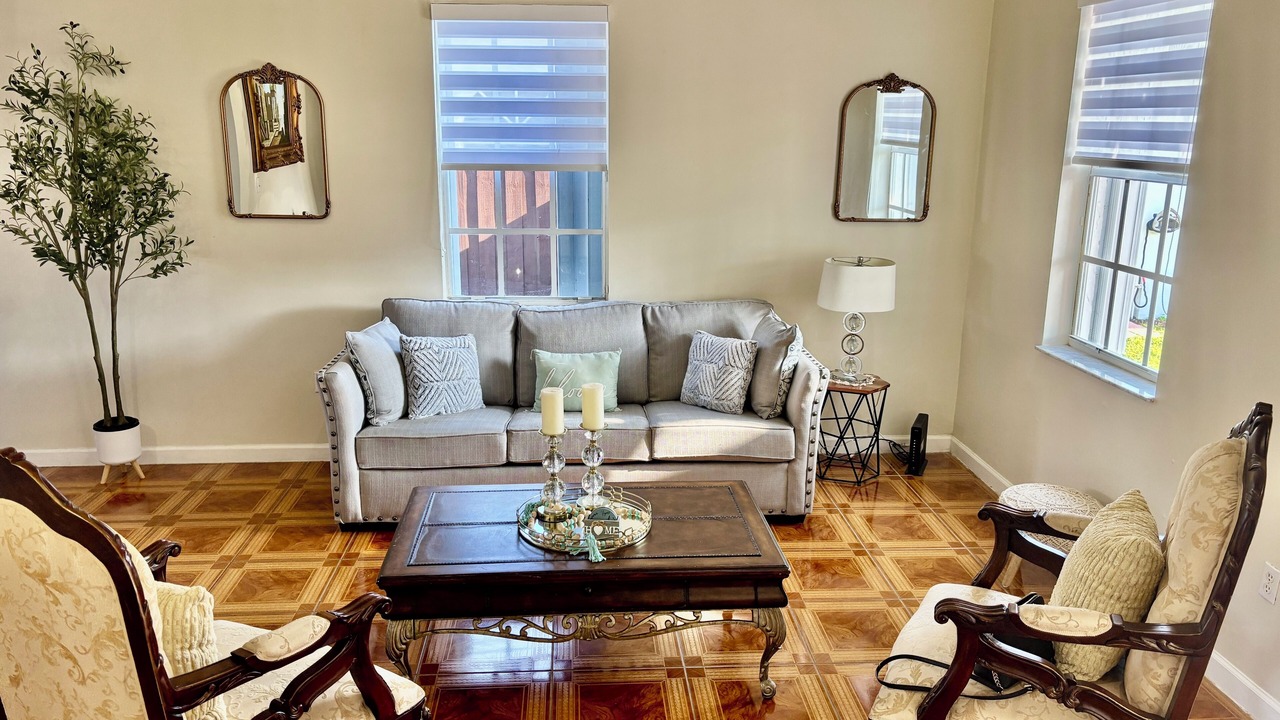 Photo of Livingroom in Tamiami
