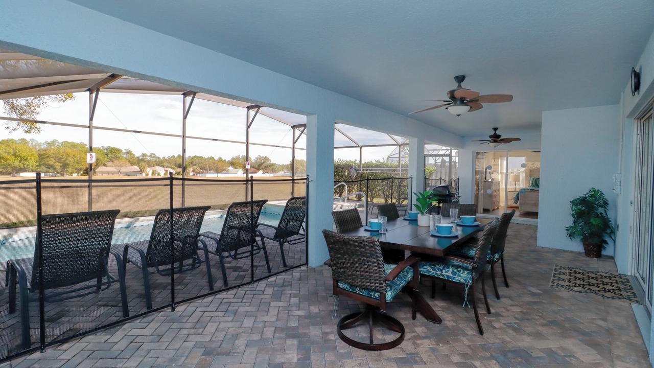 Photo of Outdoor in Orange Tree