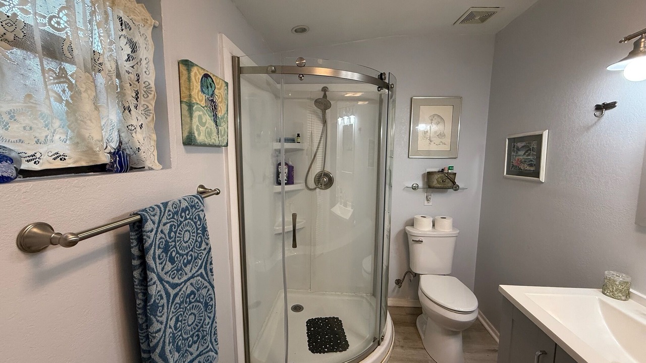 Photo of Bathroom in Crawfordville