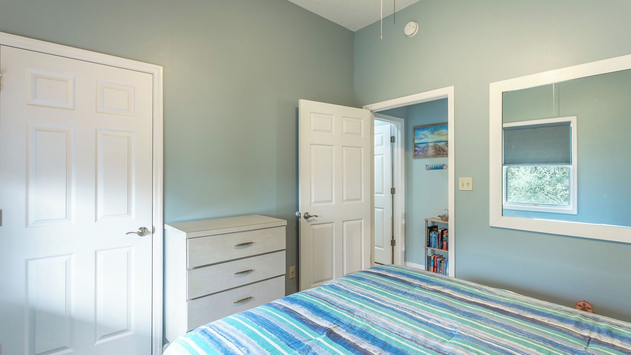 Photo of Bedroom in Alligator Point