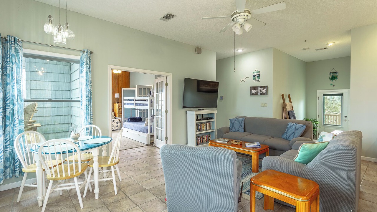 Photo of Livingroom in Alligator Point
