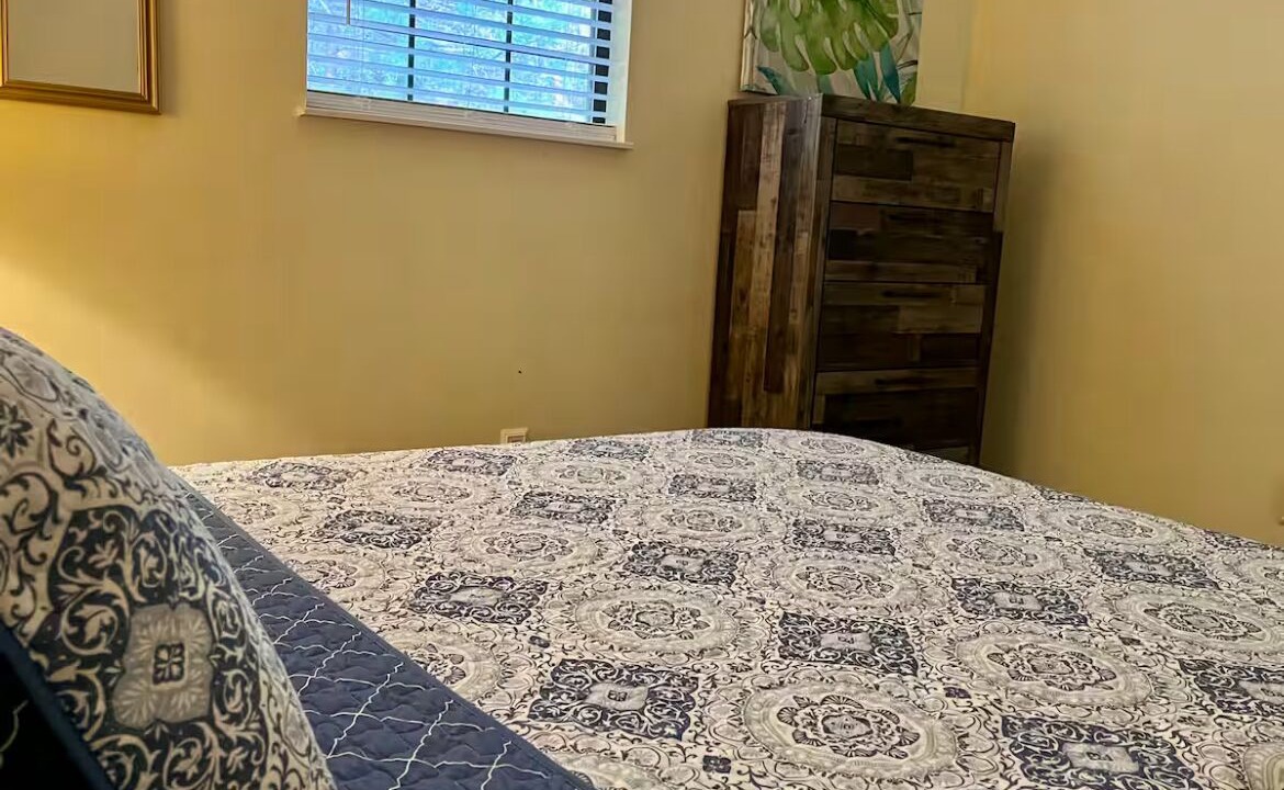 Photo of Bedroom in Kimberlin Heights