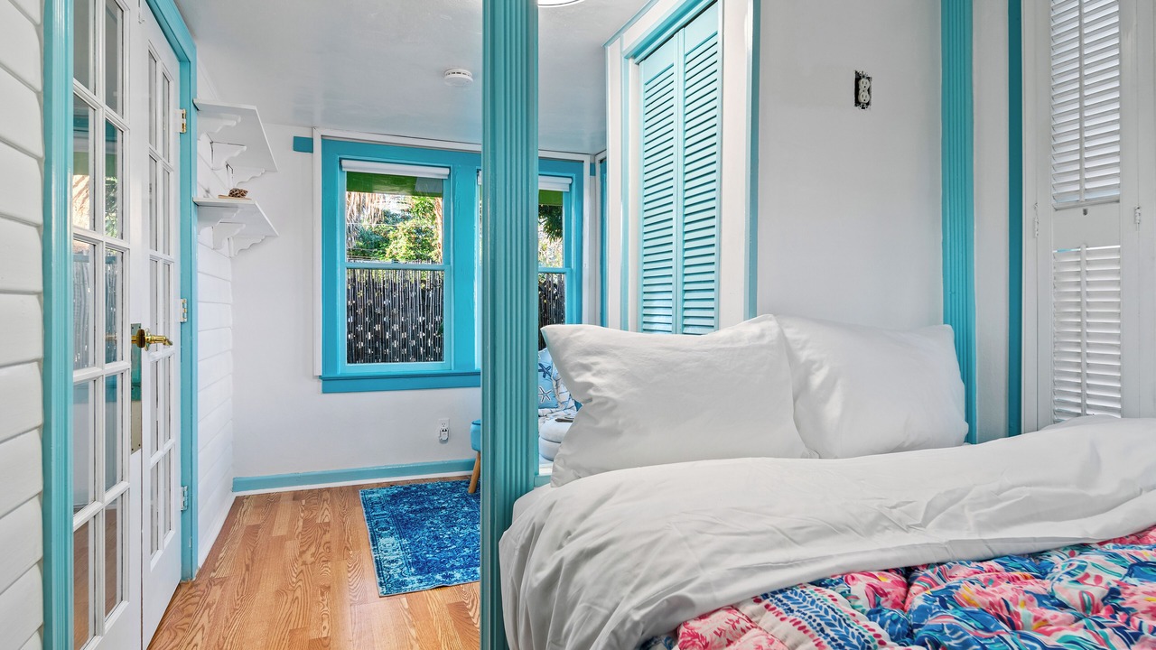 Photo of Bedroom in Lake Worth