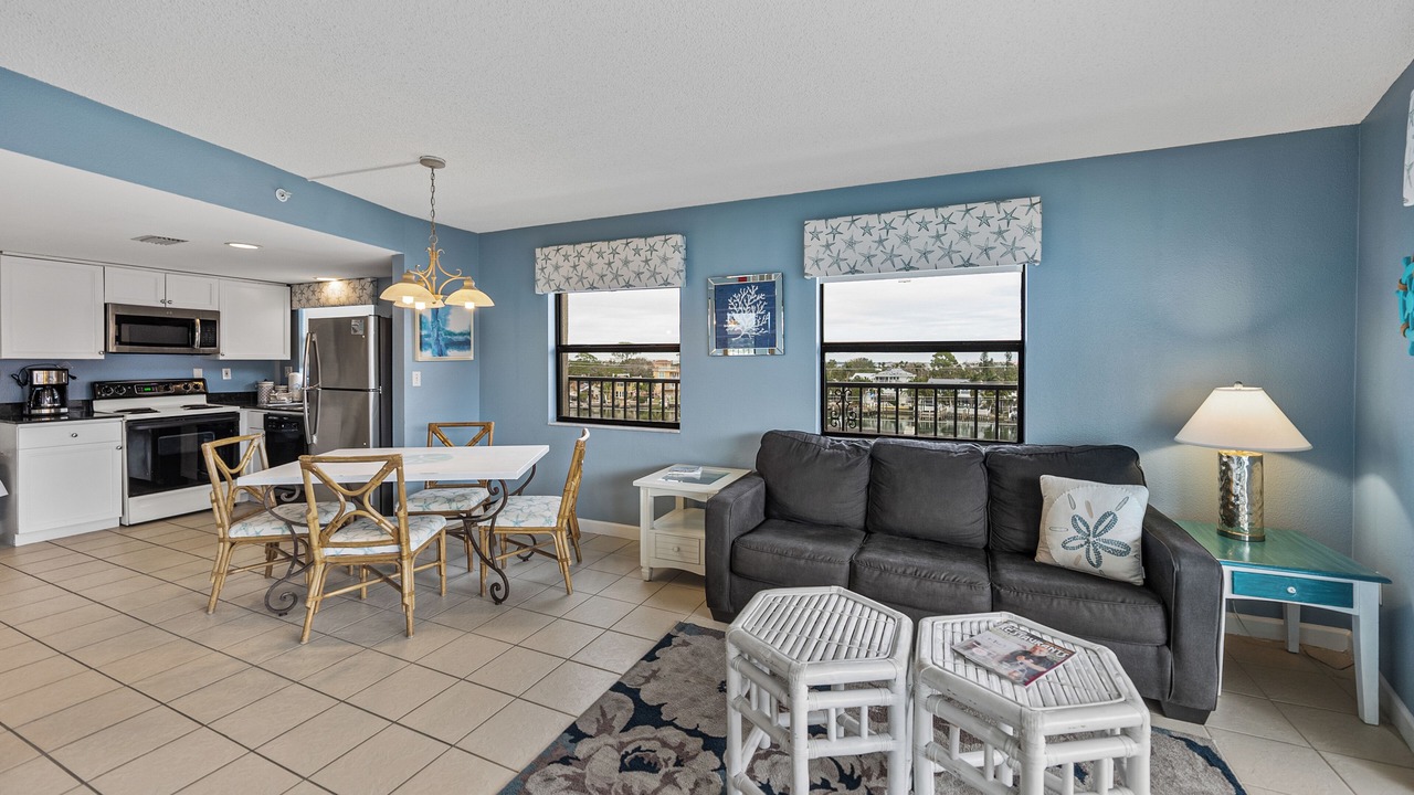 Photo of Livingroom in Belle Vista