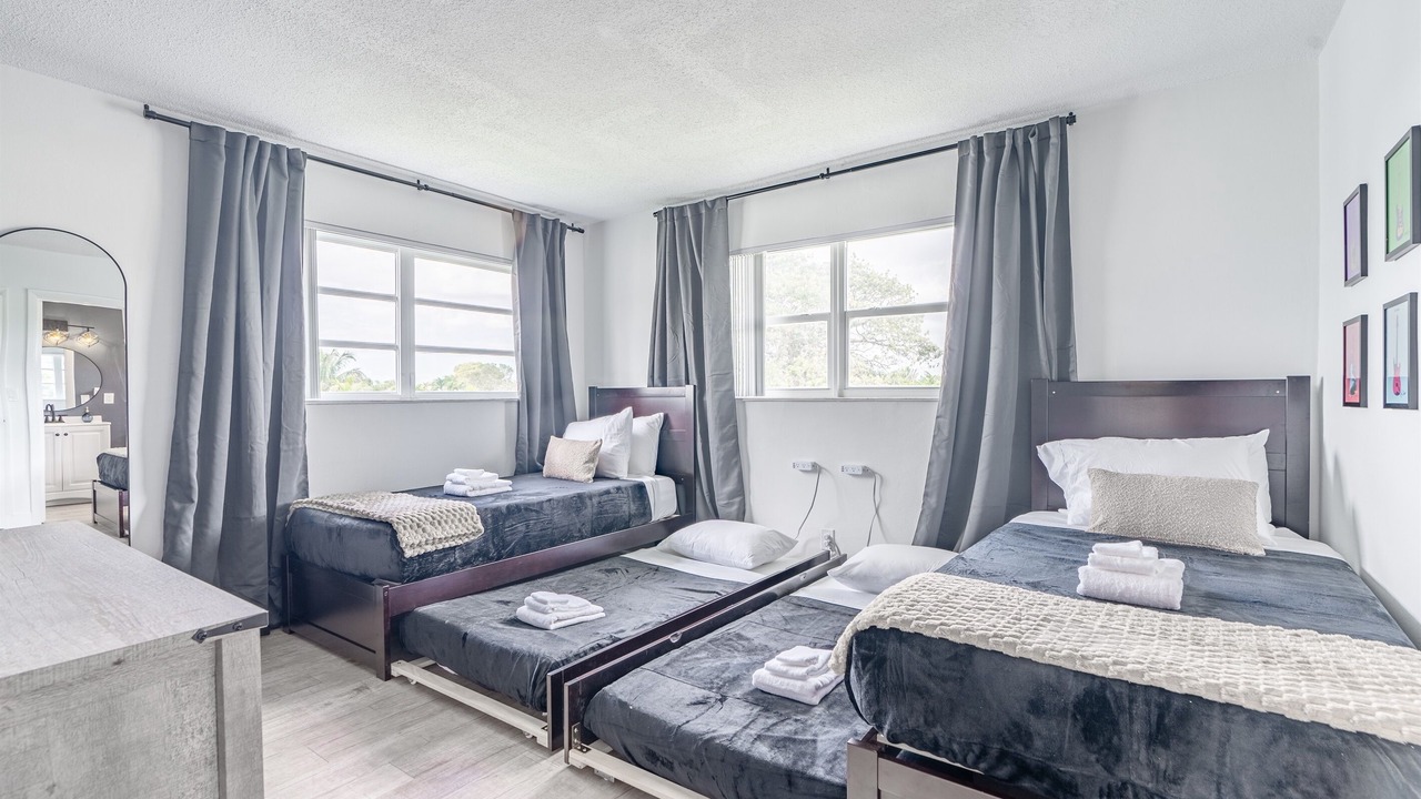 Photo of Bedroom in Survey Creek