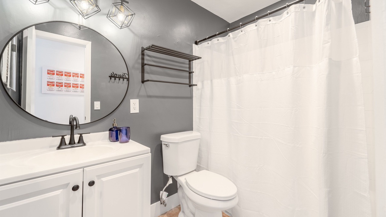 Photo of Bathroom in Survey Creek