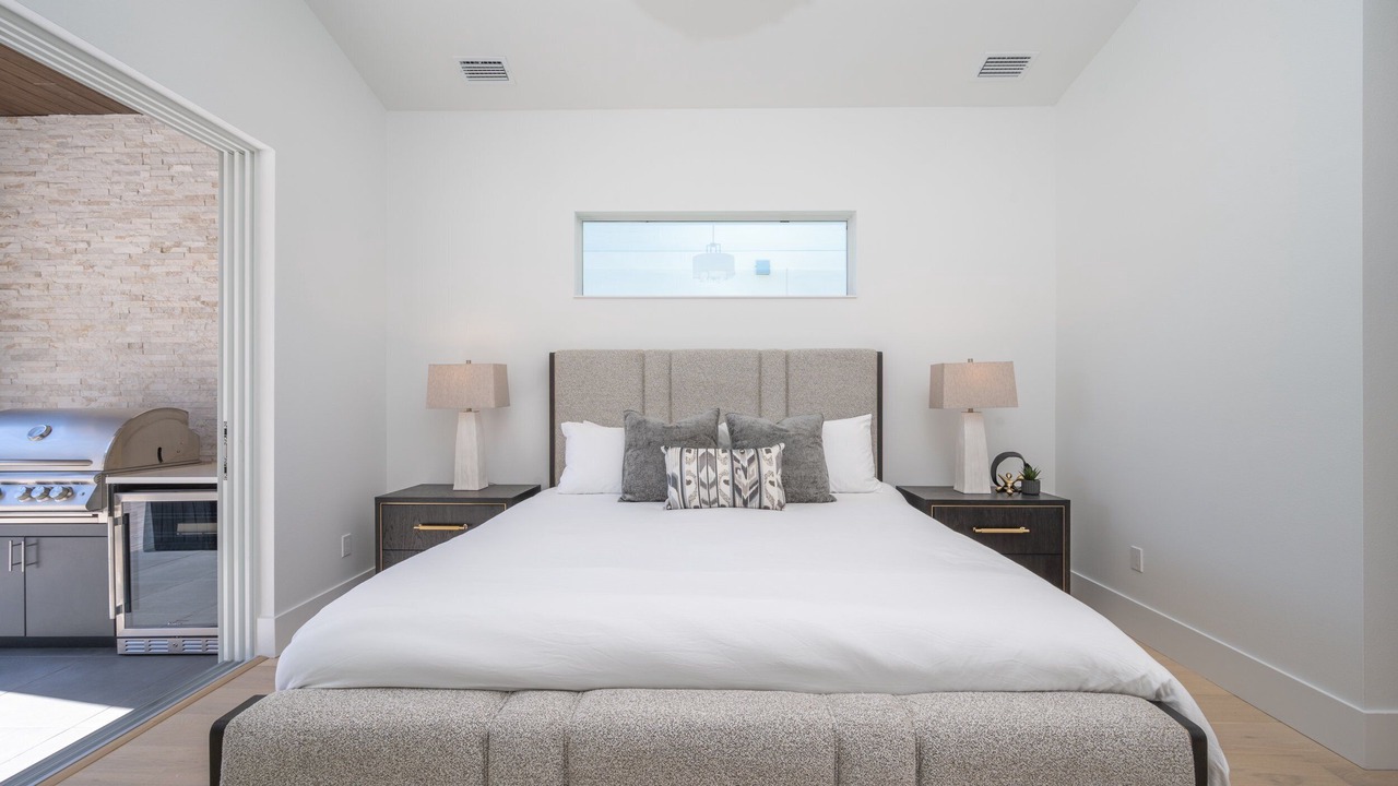 Photo of Bedroom in Arlington Park