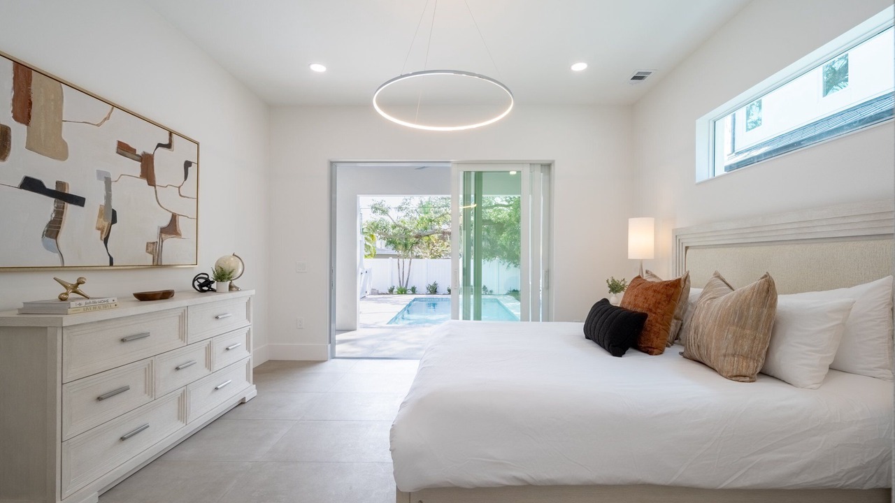 Photo of Bedroom in Arlington Park