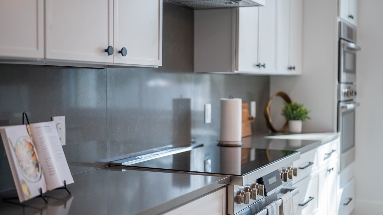 Photo of Kitchen in Arlington Park