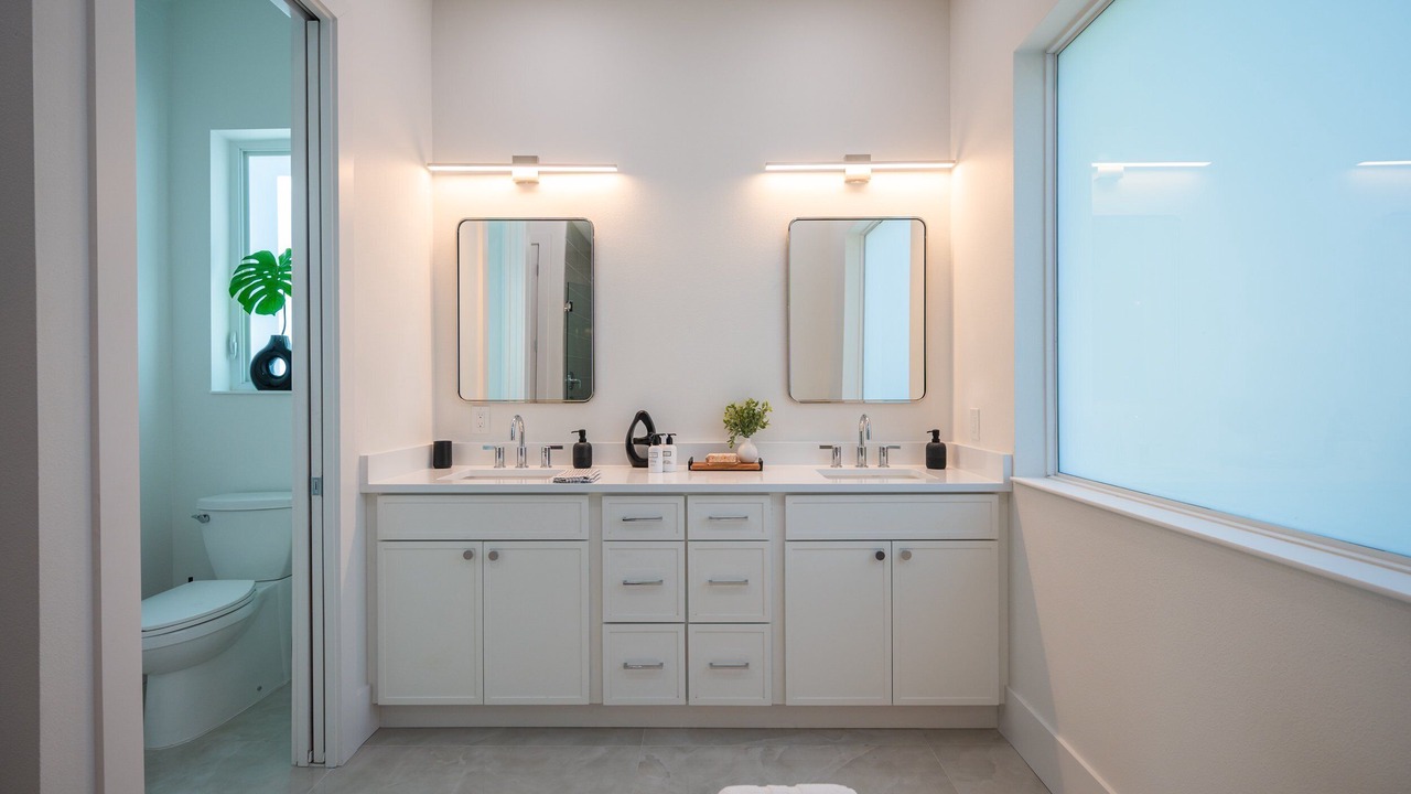 Photo of Bathroom in Arlington Park
