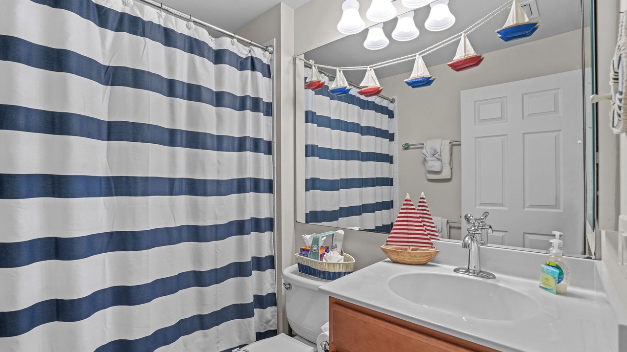 Photo of Bathroom in Trafalgar