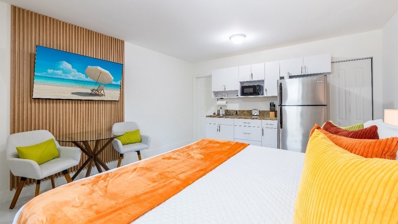 Photo of Bedroom in Allapattah