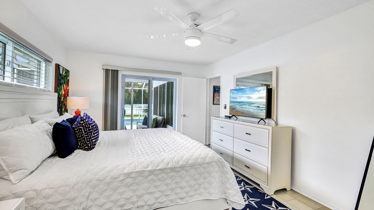 Photo of Bedroom in Connors