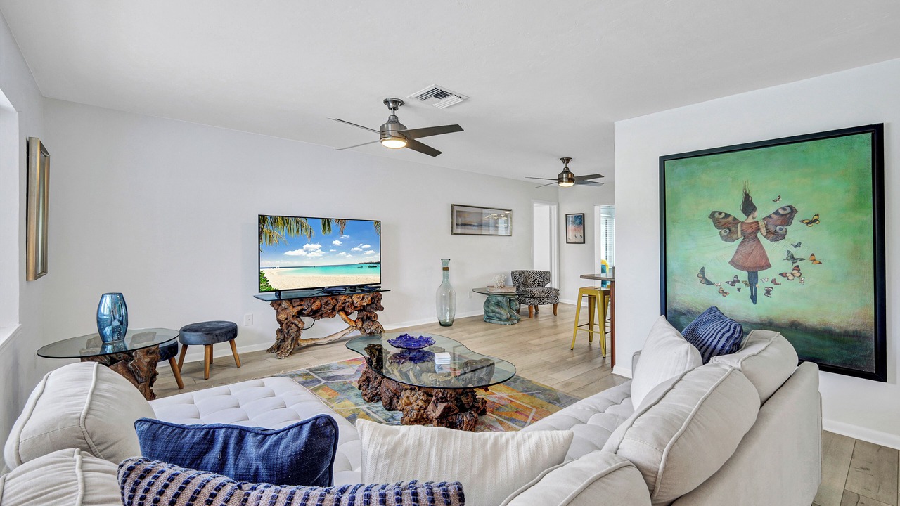Photo of Livingroom in Connors