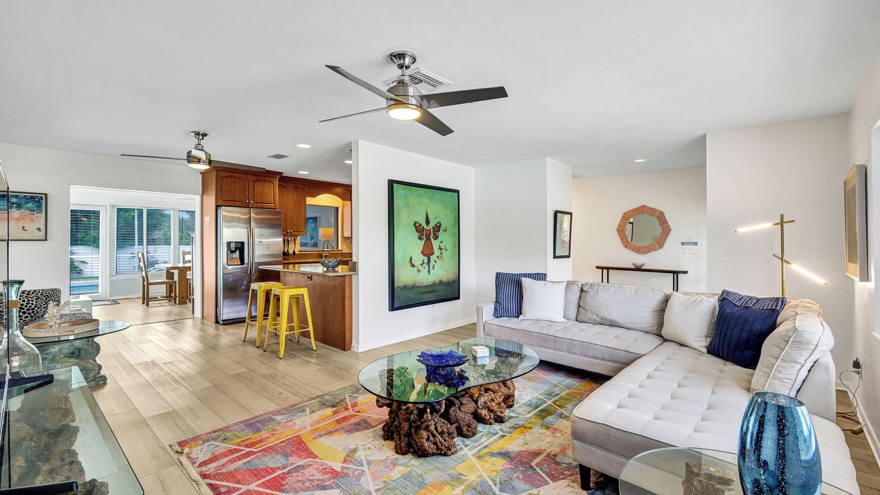 Photo of Livingroom in Connors