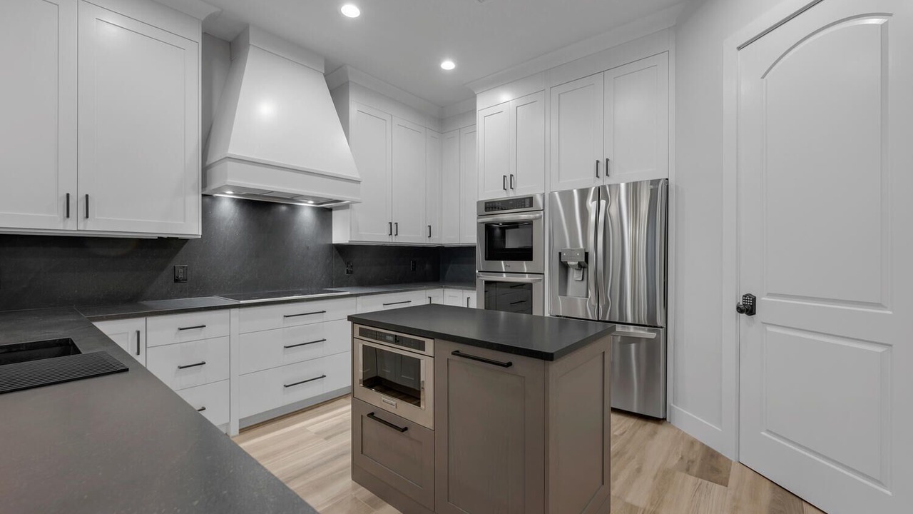Photo of Kitchen in Vanderbilt Beach