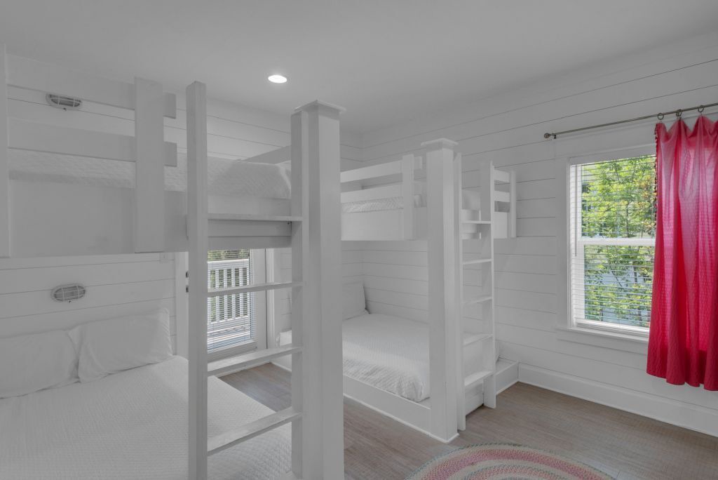Photo of Bedroom in Cottage District