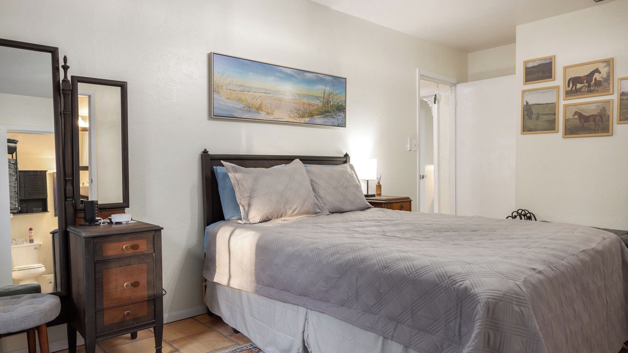 Photo of Bedroom in Historic District