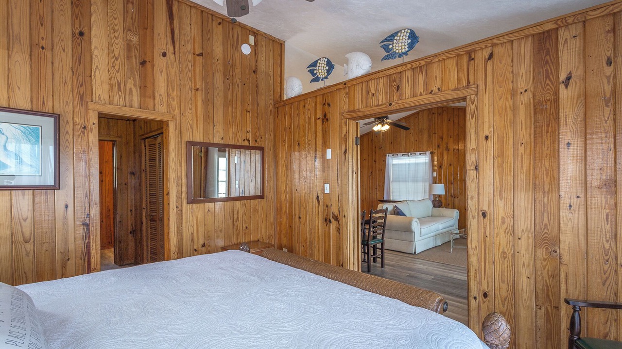 Photo of Bedroom in Alligator Point