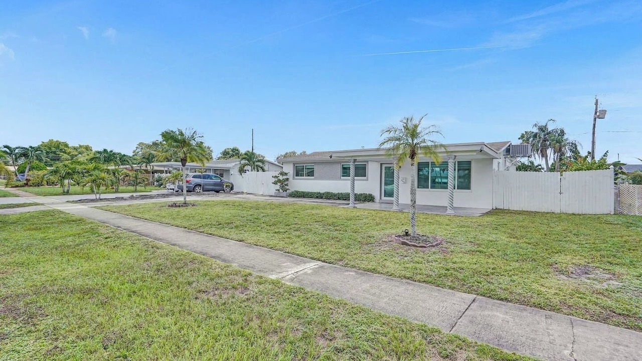 Photo of Outdoor in Pembroke Pines