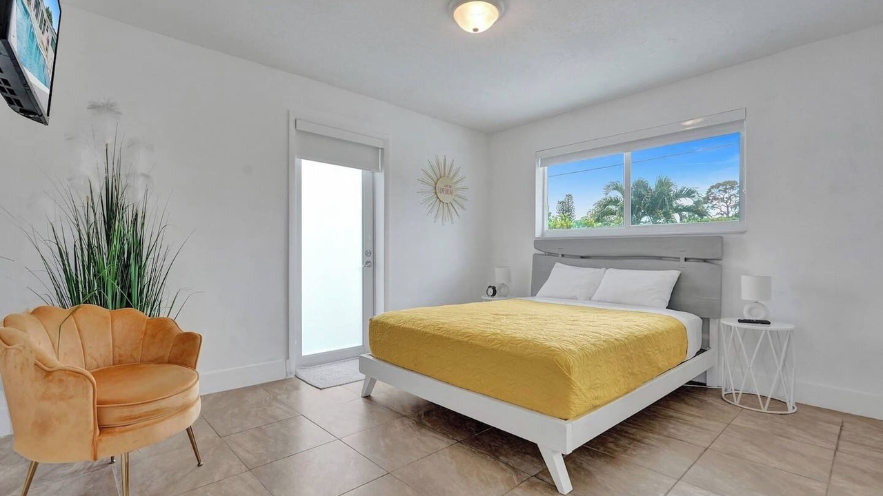Photo of Bedroom in Pembroke Pines