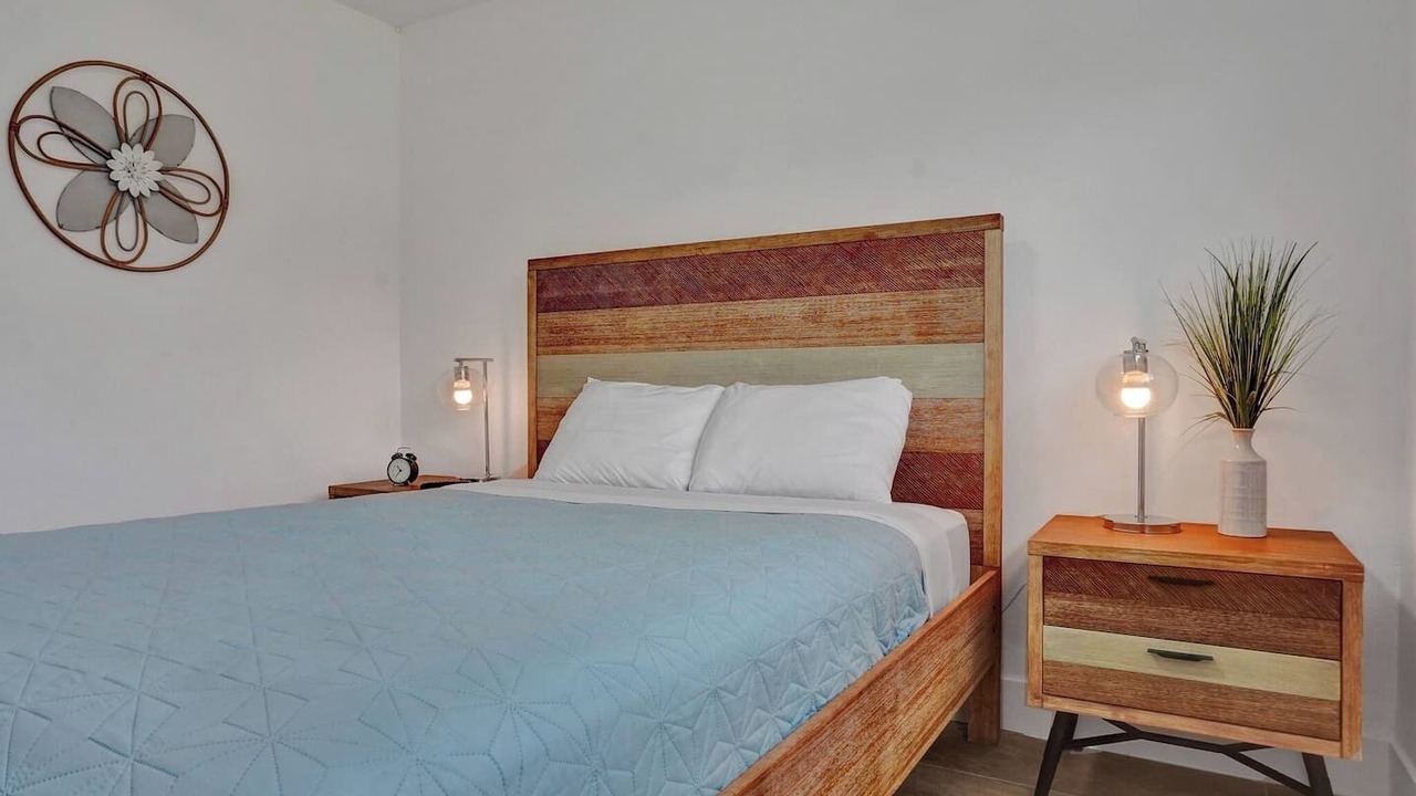 Photo of Bedroom in Pembroke Pines