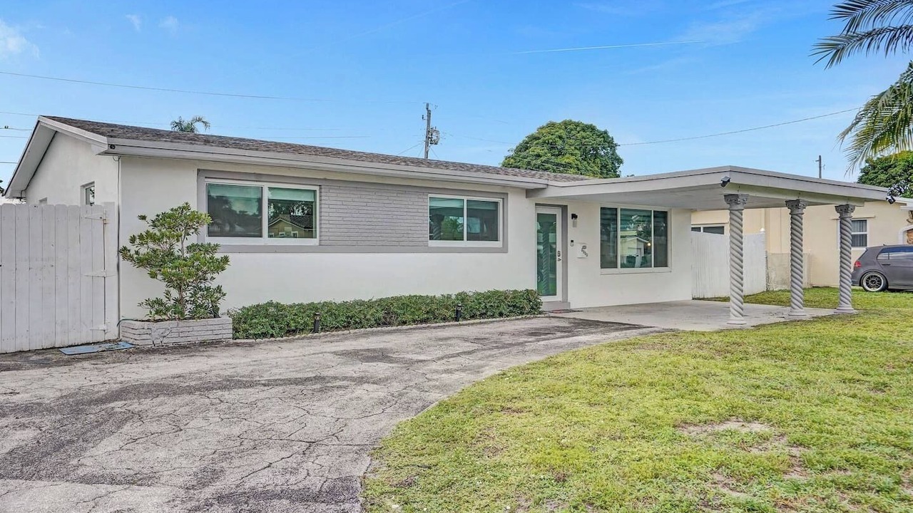 Photo of Outdoor in Pembroke Pines