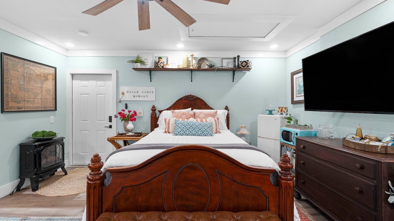 Photo of Bedroom in Chipley