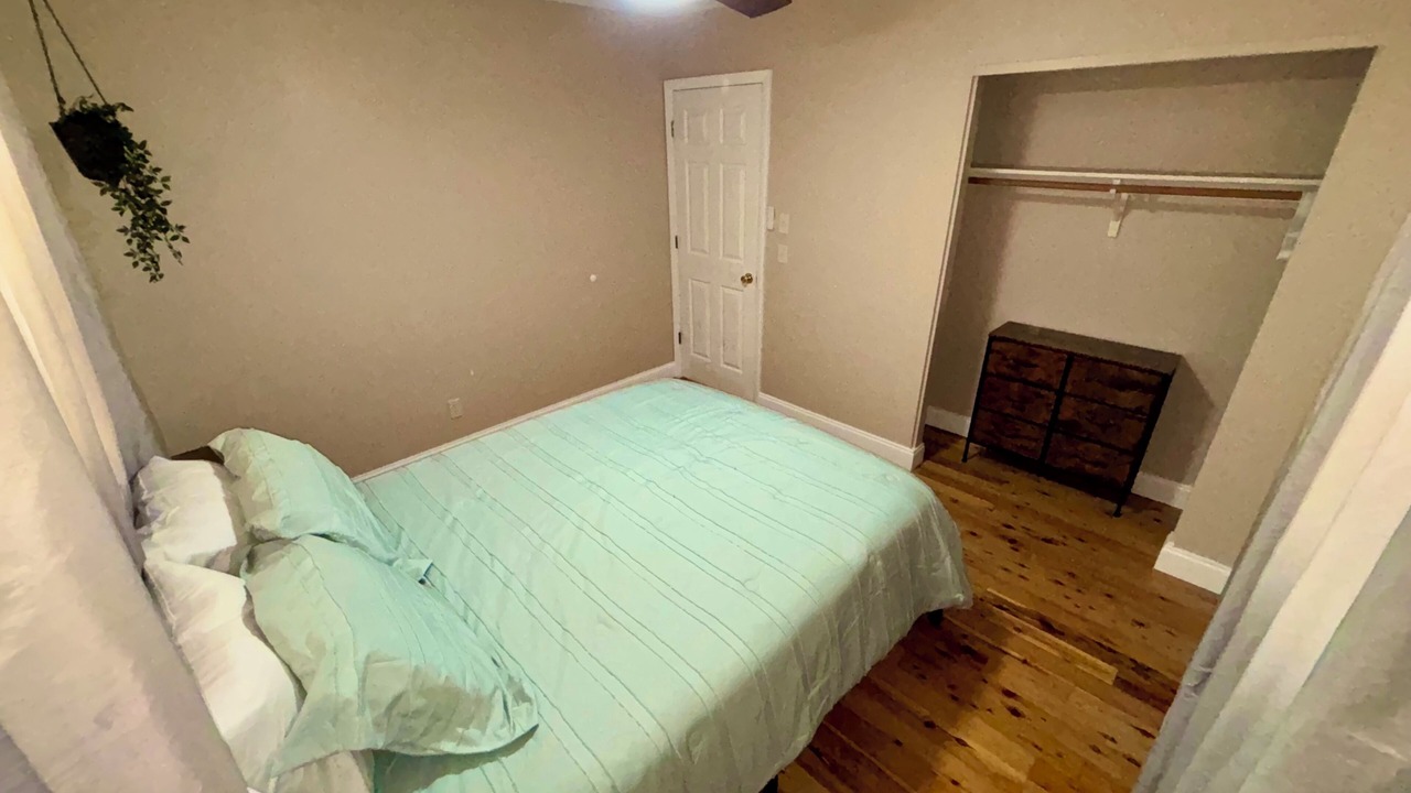 Photo of Bedroom in Largo