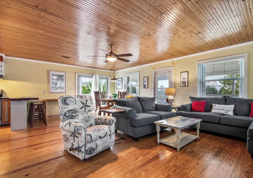 Photo of Livingroom in Crawfordville