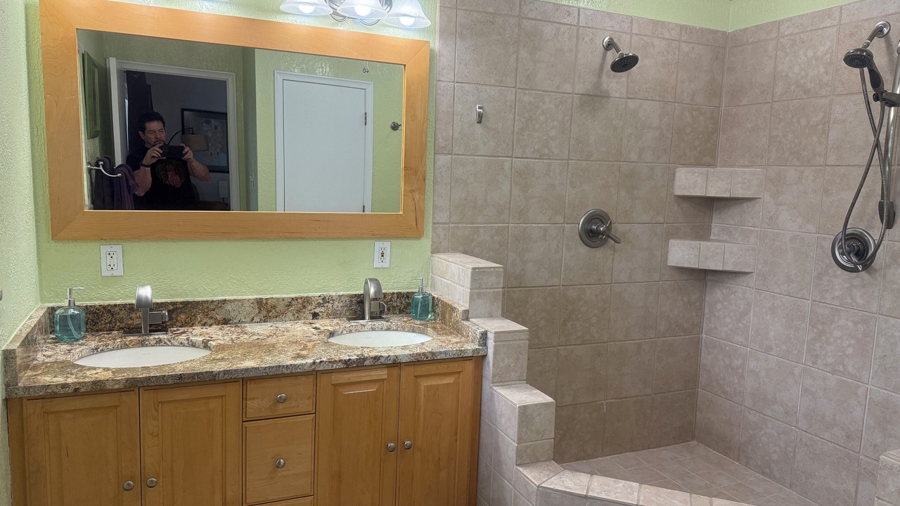 Photo of Bathroom in Riverside Heights