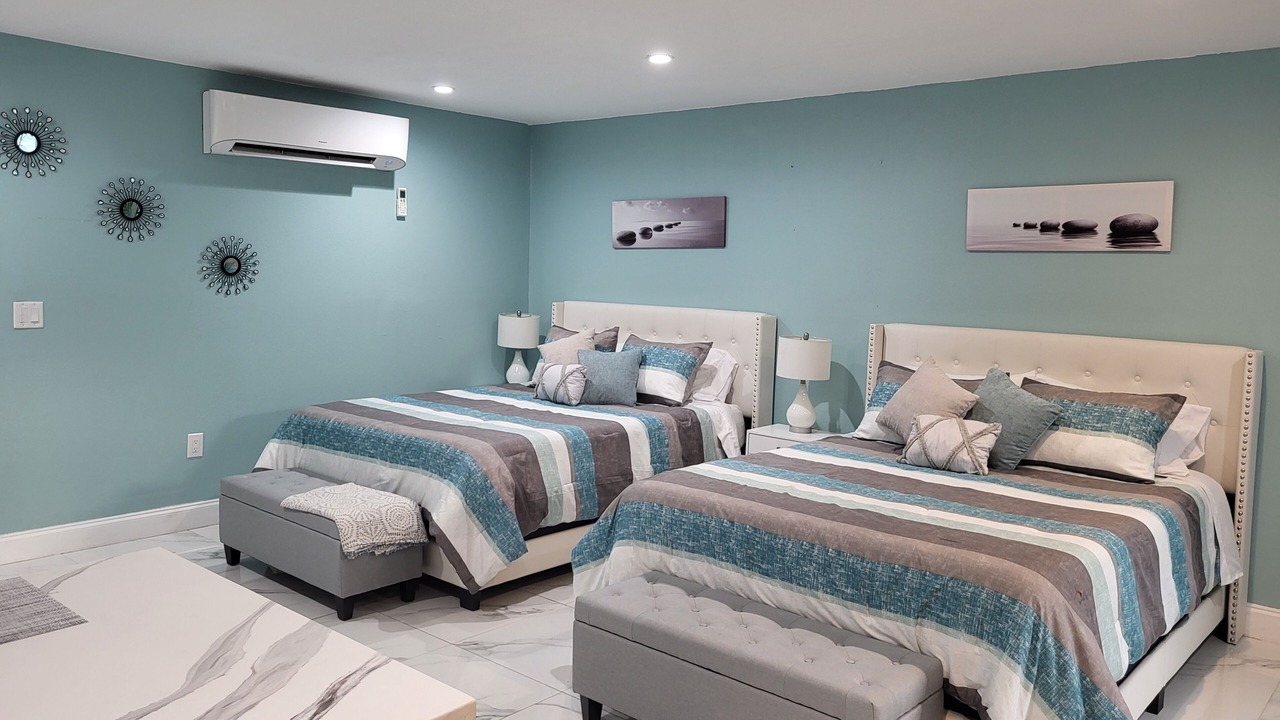 Photo of Bedroom in Bearss Plaza