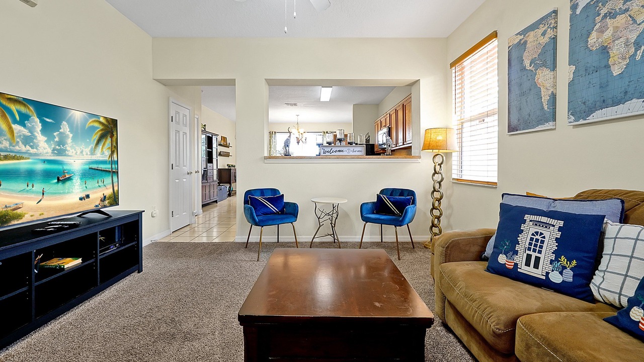 Photo of Livingroom in Howey-in-the-Hills