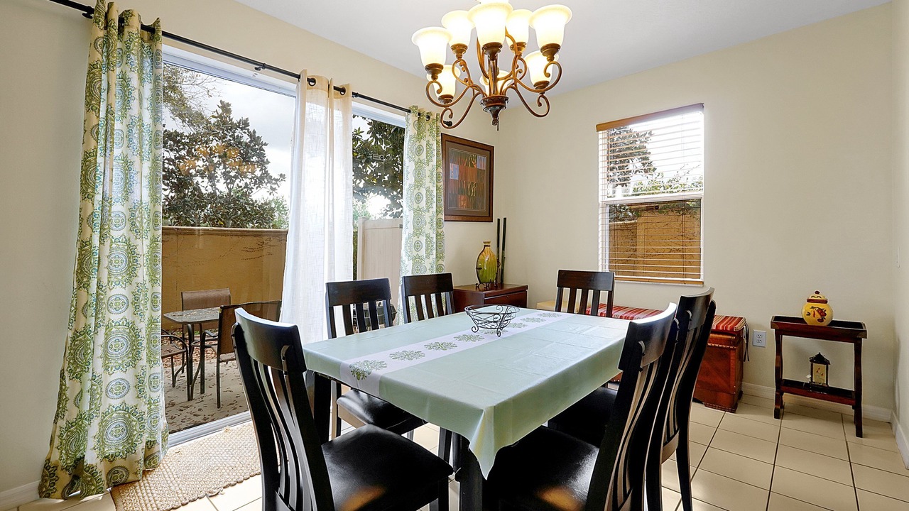 Photo of Bedroom in Howey-in-the-Hills