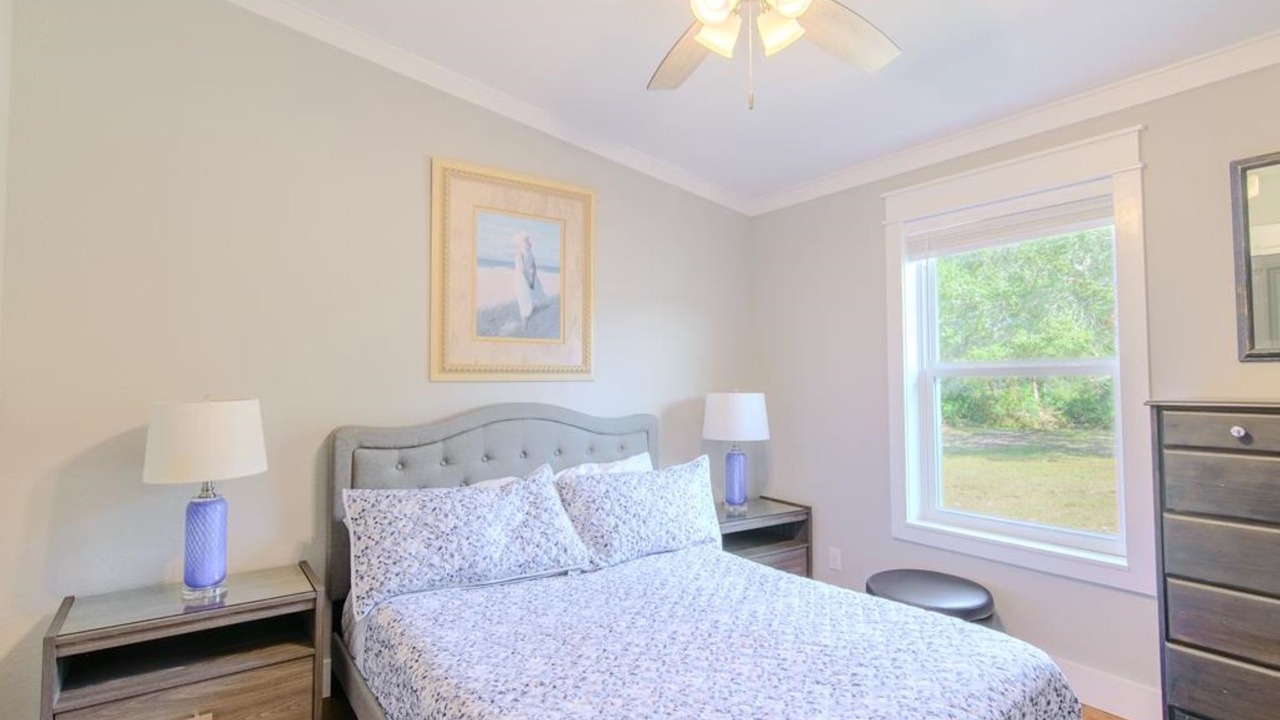 Photo of Bedroom in Eastpoint