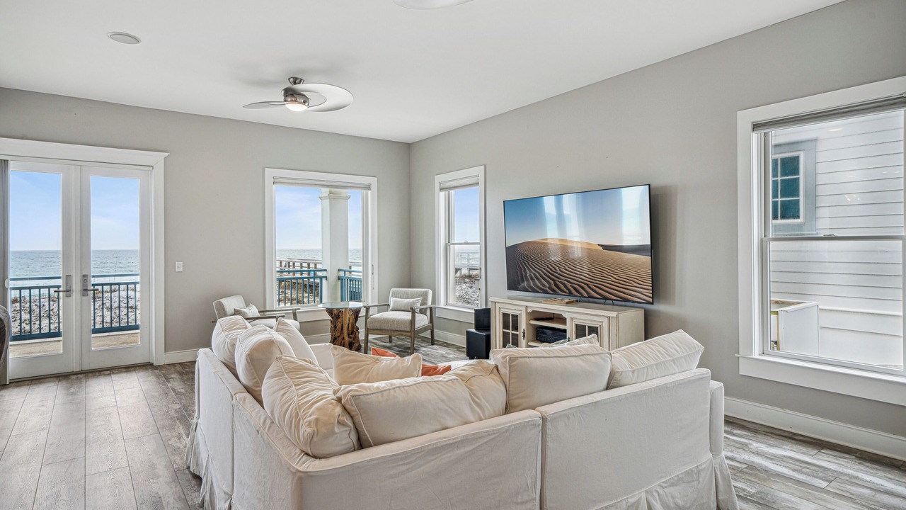 Photo of Livingroom in North West Florida