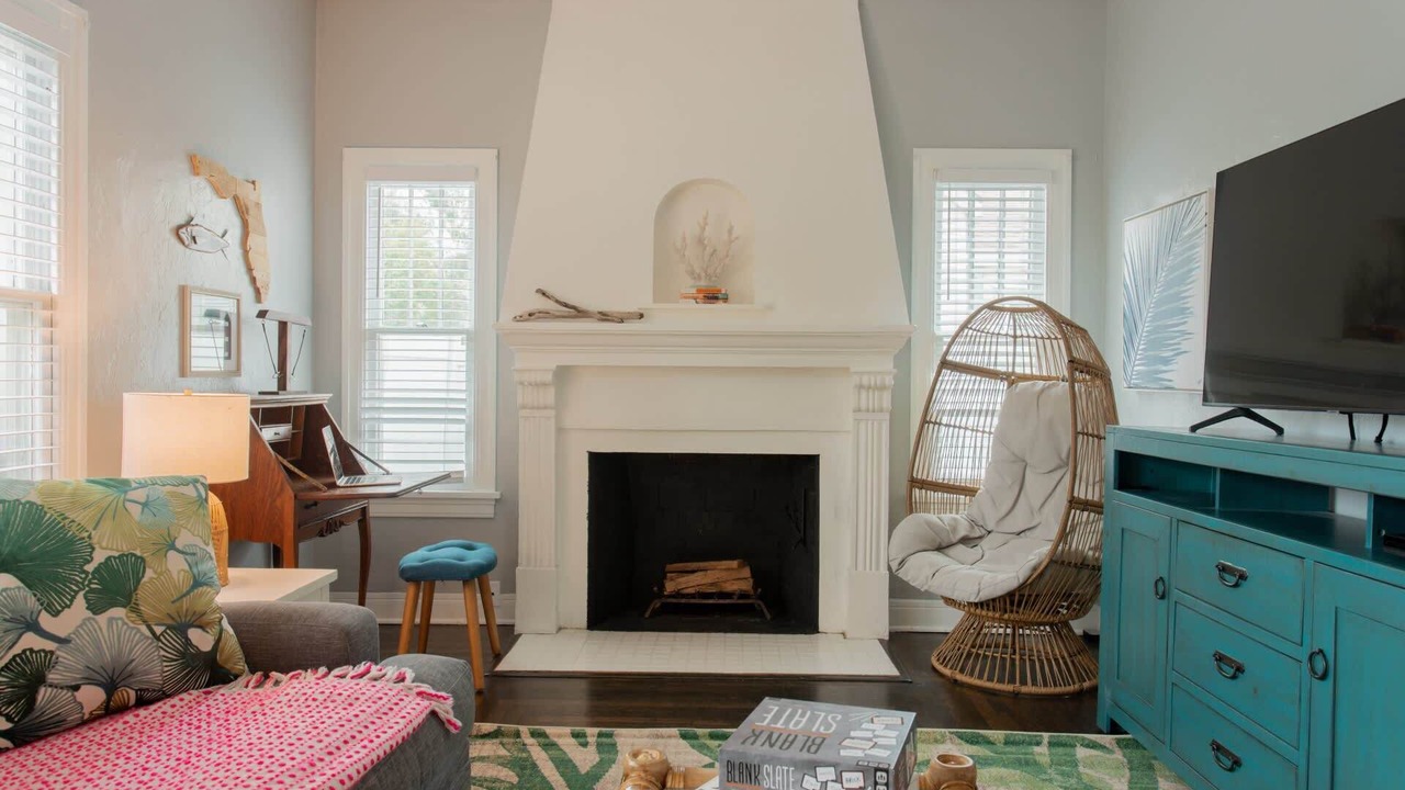 Photo of Livingroom in Disston Heights