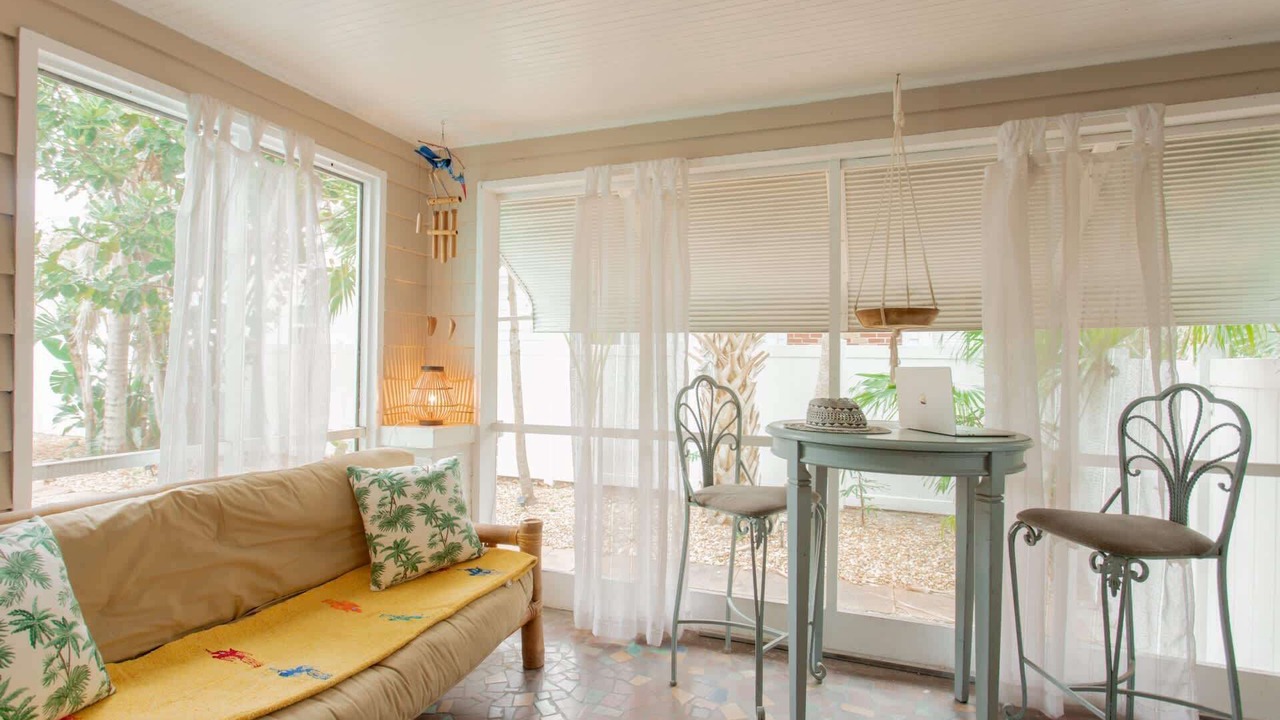Photo of Livingroom in Disston Heights