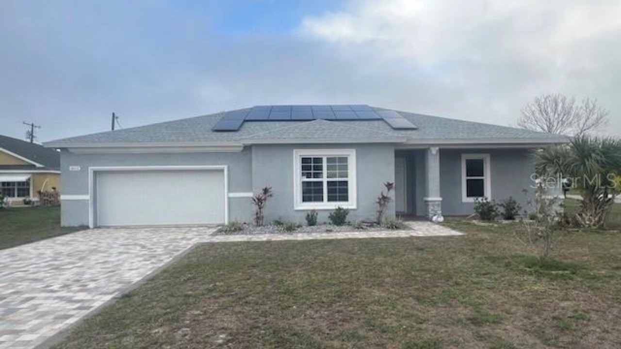 Photo of Outdoor in Jasmine Lakes