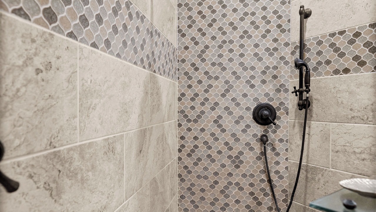 Photo of Bathroom in Candler